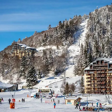 Superbe Aux Pieds Des Pistes De Avec Balcon-parking Et Casier